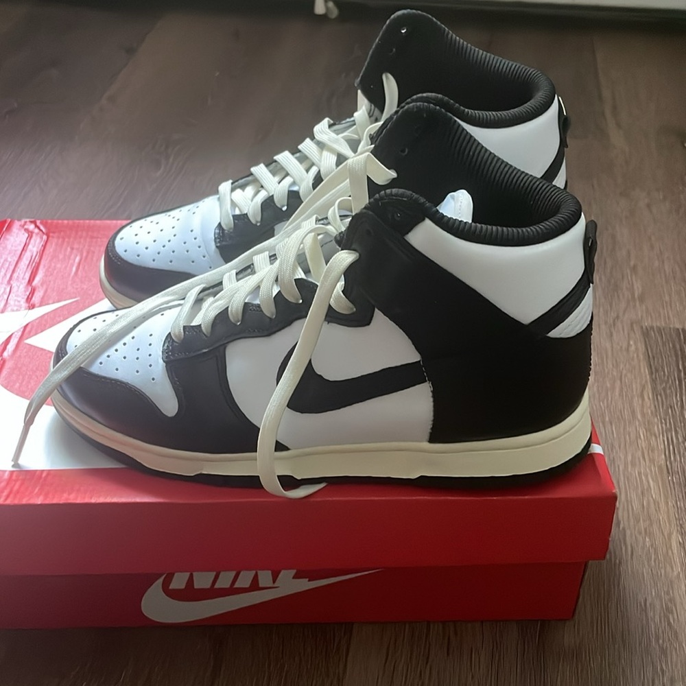 Wmns Dunk High 'Vintage Black' - Picture 4 of 6